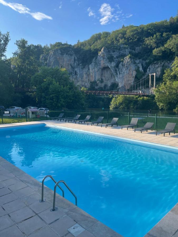 Hotel Restaurant Les Falaises Bouziès Kültér fotó