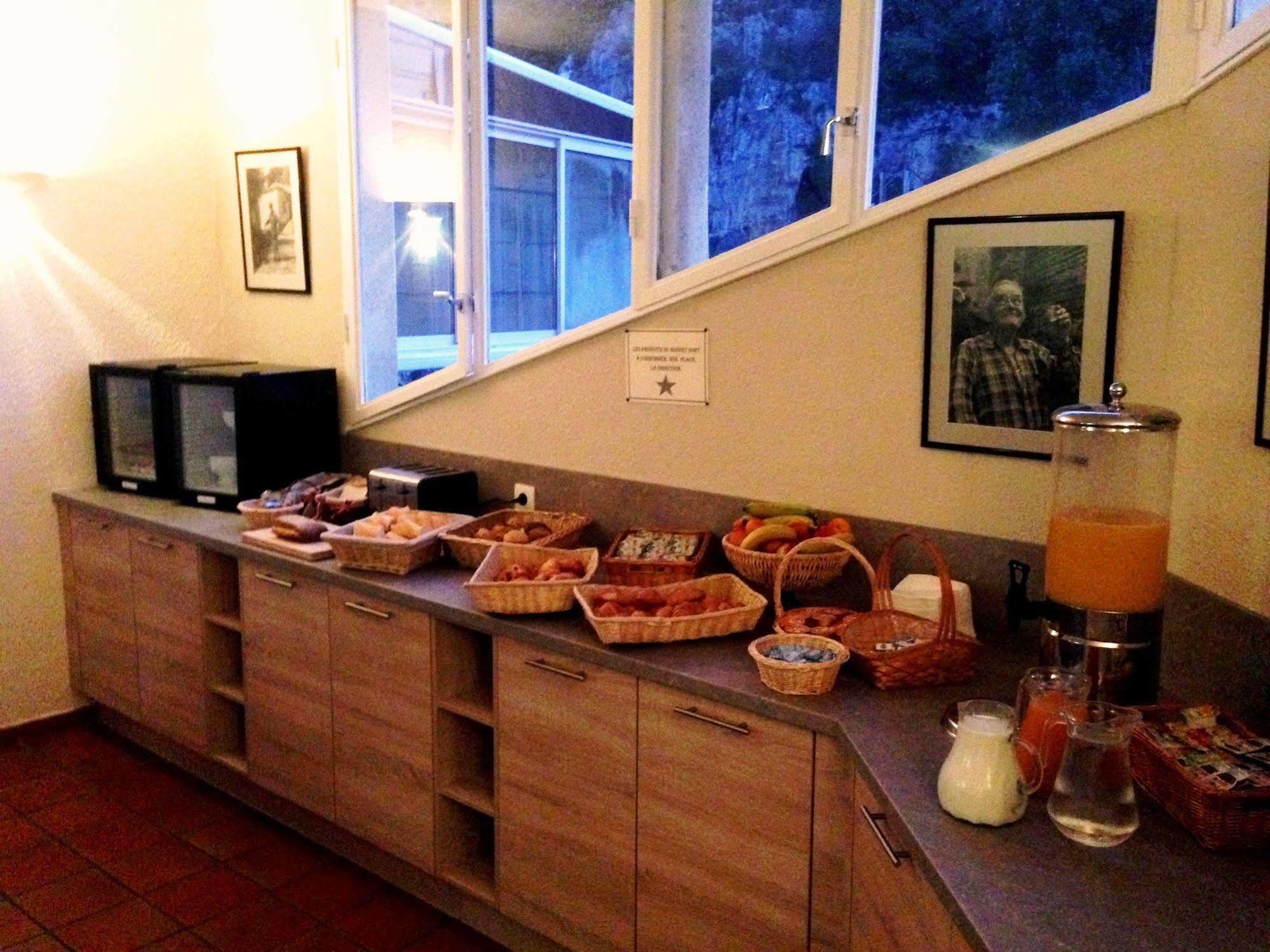 Hotel Restaurant Les Falaises Bouziès Kültér fotó