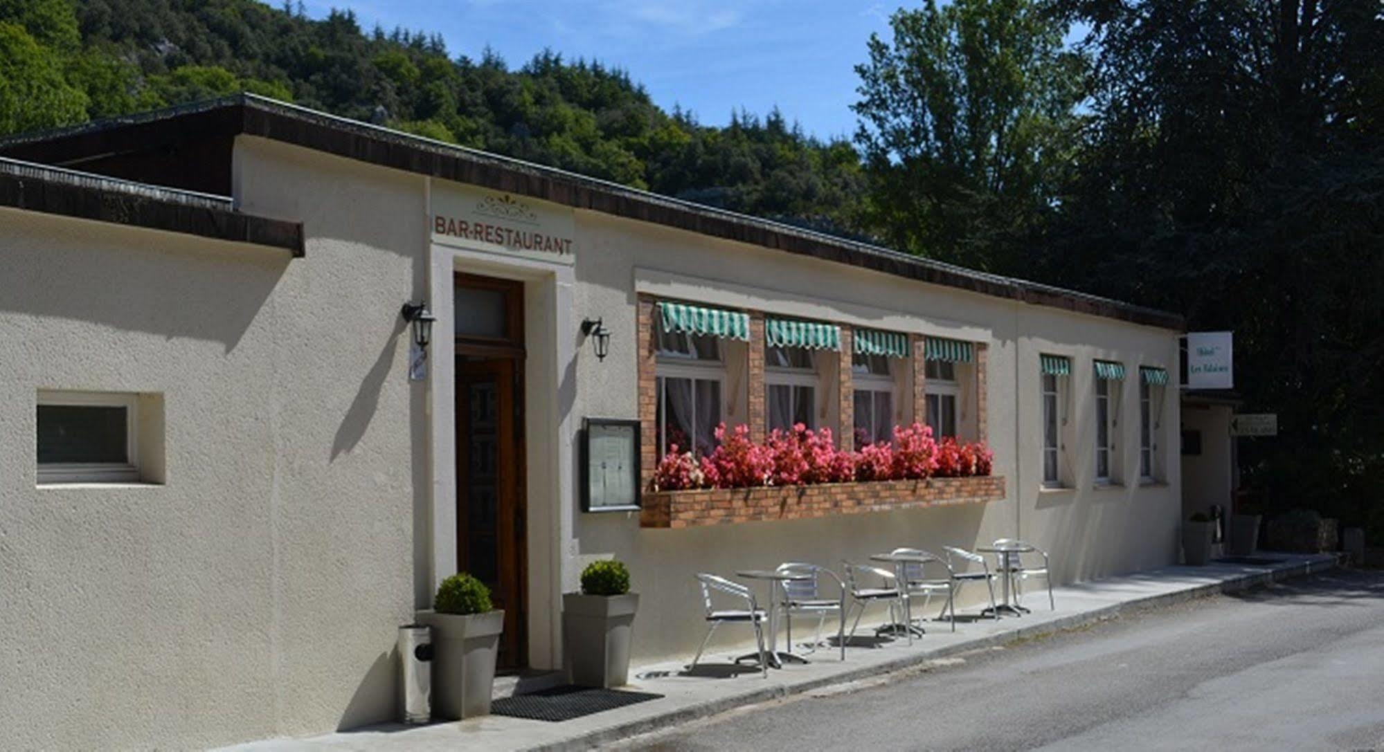 Hotel Restaurant Les Falaises Bouziès Kültér fotó
