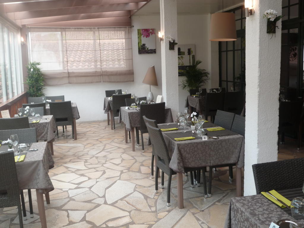 Hotel Restaurant Les Falaises Bouziès Kültér fotó
