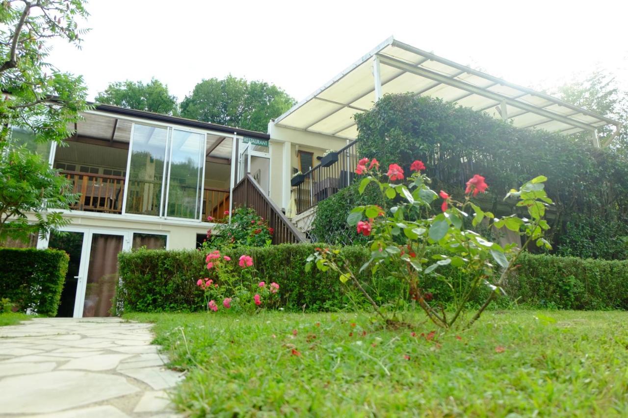 Hotel Restaurant Les Falaises Bouziès Kültér fotó